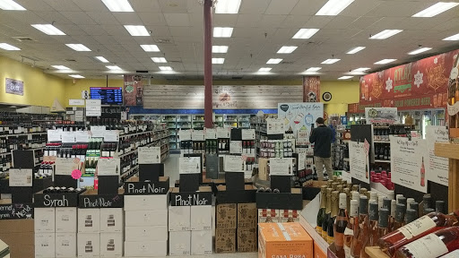Wine Store «Bay Ridge Wine & Spirits», reviews and photos, 111 Hillsmere Dr, Annapolis, MD 21403, USA