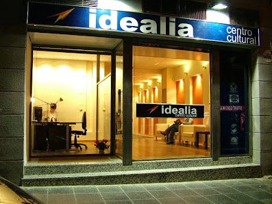 Idealia Centro Cultural Av. de Pablo Iglesias, 134, 04003 Almería, España