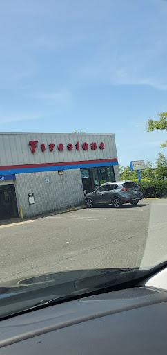 Tire Shop «Firestone Complete Auto Care», reviews and photos, 700 E Patchogue Yaphank Rd #70, Medford, NY 11763, USA