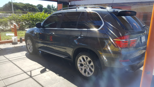 Auto Repair Shop «Lauderdale BMW-MINI Service Center», reviews and photos, 2601 S Andrews Ave, Fort Lauderdale, FL 33316, USA