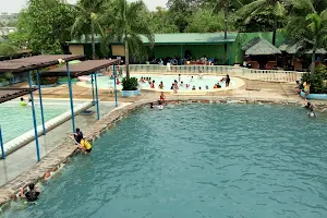 Ading's Resort image