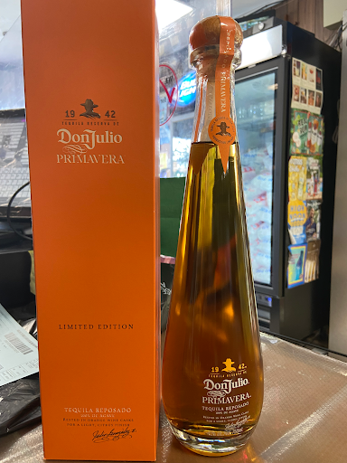 Liquor Store «Best Liquor Store», reviews and photos, 1512 Pacific Ave, Atlantic City, NJ 08401, USA