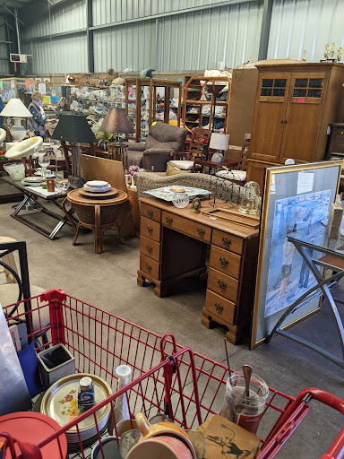 Thrift Store «Grey Bears Thrift Store», reviews and photos, 2710 Chanticleer Ave, Santa Cruz, CA 95065, USA