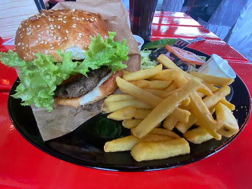 Gorilla Pizza Burger