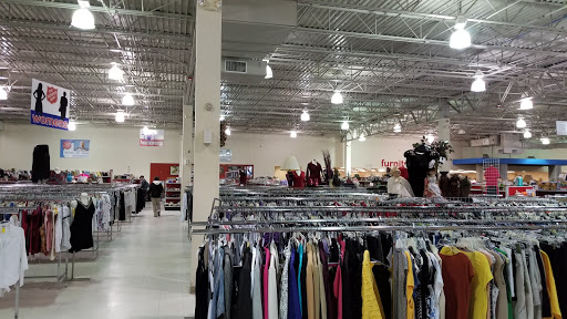Thrift Store «The Salvation Army Family Store & Donation Center», reviews and photos