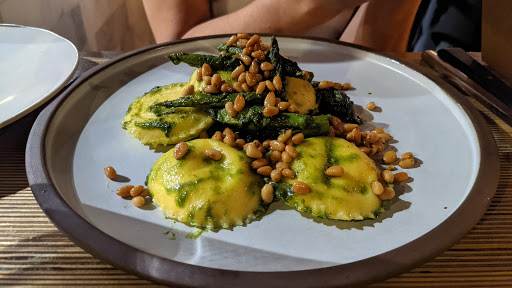 Wine Store «Dedalus Wine Shop, Market & Wine Bar», reviews and photos, 388 Pine St, Burlington, VT 05401, USA