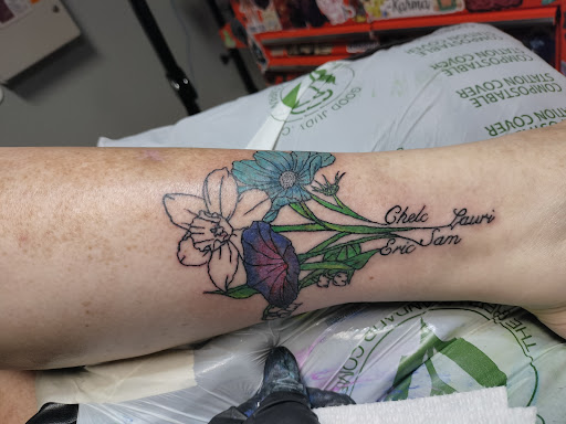 Explore kintsugi tattoo ideas, creative tattoo ideas in Osage Beach, available at Sweet Ink Tattoo