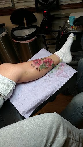 Tattoo Shop «Mystic Tattoo and Body Piercing», reviews and photos, 1150 Richmond Rd, Charlottesville, VA 22911, USA