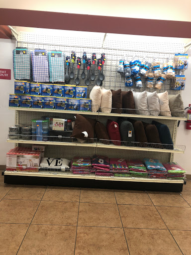 Thrift Store «Goodwill - Santa Monica», reviews and photos, 524 Santa Monica Blvd, Santa Monica, CA 90401, USA