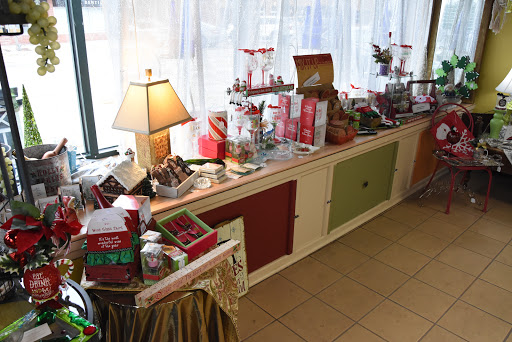 Wine Store «Wines of Iowa», reviews and photos, 234 5th St, West Des Moines, IA 50265, USA