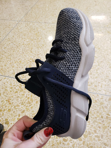 Clothing Store «Burlington Coat Factory», reviews and photos, 600 Northtown Dr, Blaine, MN 55434, USA