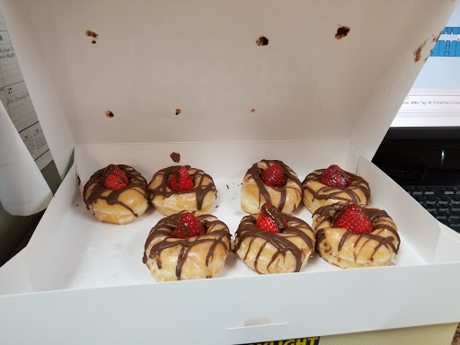 Donut Shop «Daylight Donuts», reviews and photos, 3175 Inner Perimeter Rd, Valdosta, GA 31602, USA