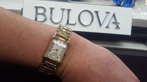 Jeweler «Flores Jewelers», reviews and photos, 1515 Lee Trevino Dr, El Paso, TX 79936, USA