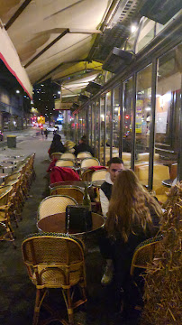 Atmosphère du Restaurant Chez Lili et Marcel à Paris - n°13
