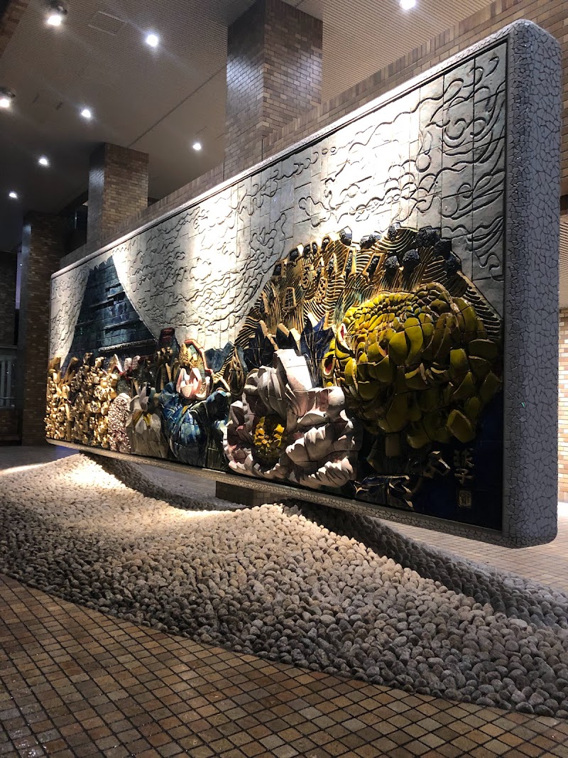 片岡球子 陶板壁画「江戸の四季」
