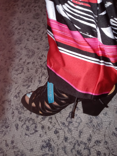 Shoe Store «Shoe Show», reviews and photos, 835 Oak St SW, Atlanta, GA 30310, USA