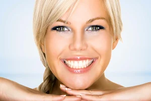 Broadway Family & Cosmetic Dentistry image
