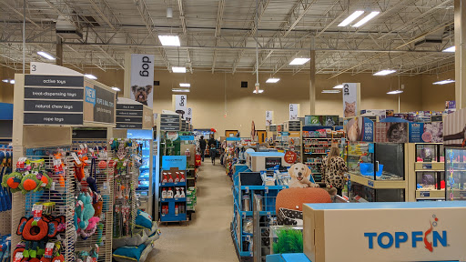 Pet Supply Store «PetSmart», reviews and photos, 2818 S Louise Ave, Sioux Falls, SD 57106, USA