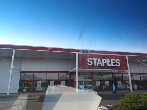 Office Supply Store «Staples», reviews and photos, 2495 Brunswick Pike, Lawrence Township, NJ 08648, USA