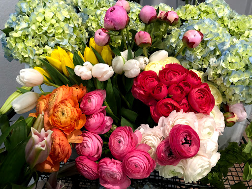 Florist «Roses Just Because/Hub Florist Of Lutz», reviews and photos, 18721 N Dale Mabry Hwy, Lutz, FL 33548, USA