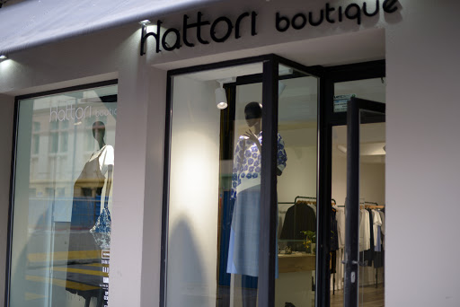 Hattori boutique. Select store. Autry, Humanoid, Christian Wijnants, Marc Jacobs, Aigle...