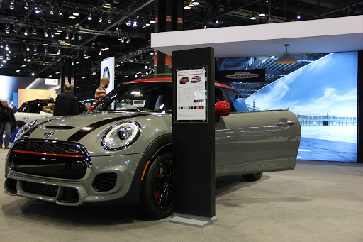 Car Dealer «MINI of Orland Park», reviews and photos, 11030 W 159th St, Orland Park, IL 60467, USA