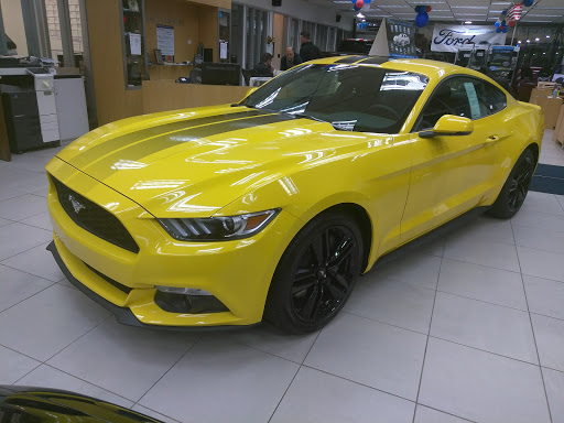 Car Dealer «Kunes Country Ford Stateline Superstore», reviews and photos, 104 IL-173, Antioch, IL 60002, USA