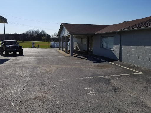 Grocery Store «3 Corners Market», reviews and photos, 1001 Longview Rd, Unionville, TN 37180, USA