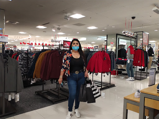 Shopping Mall «Beverly Center», reviews and photos, 8500 Beverly Blvd, Los Angeles, CA 90048, USA