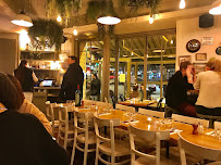 Atmosphère du Restaurant Café Eugène à Paris - n°4