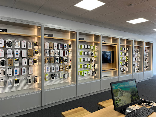 Cell Phone Store «Verizon», reviews and photos, 26 Northfield Ctr, Whiteville, NC 28472, USA