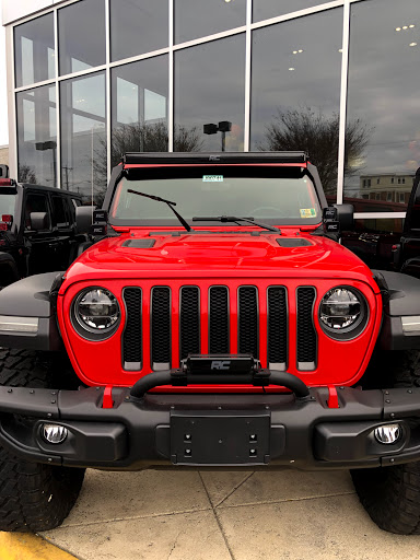 Jeep Dealer «Dulles Chrysler Jeep Dodge Ram Viper», reviews and photos, 109 Catoctin Cir SE, Leesburg, VA 20175, USA