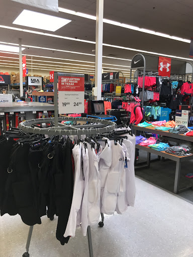 Sporting Goods Store «Academy Sports + Outdoors», reviews and photos, 16610 Southwest Fwy, Sugar Land, TX 77479, USA