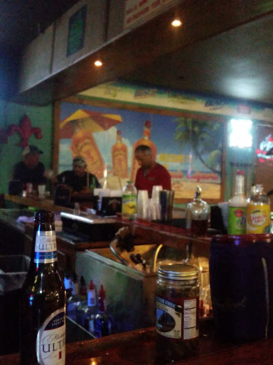 Liquor Store «Oasis Liquors», reviews and photos, 1103 W 15th St, Panama City, FL 32401, USA