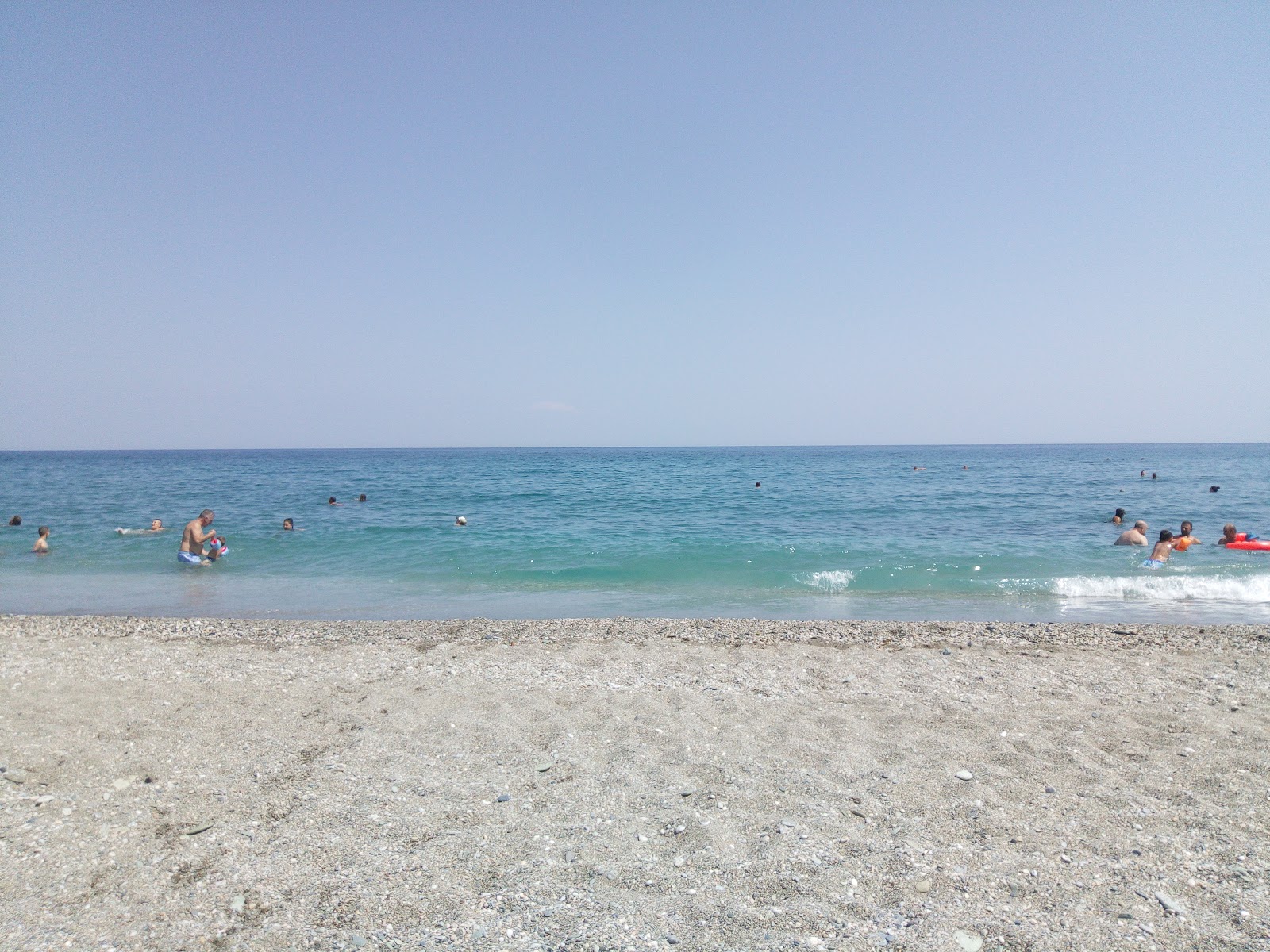 Photo de Koutsoupia main beach - endroit populaire parmi les connaisseurs de la détente