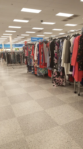 Clothing Store «Ross Dress for Less», reviews and photos, 523 S MacDade Blvd, Holmes, PA 19043, USA