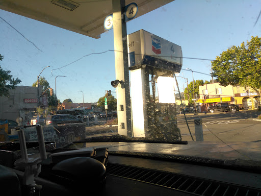 Gas Station «Chevron», reviews and photos, 1300 San Pablo Ave, Berkeley, CA 94702, USA