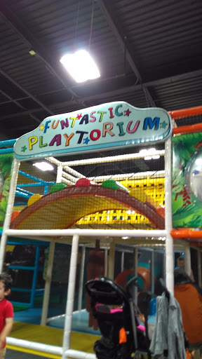 Shopping Mall «Alderwood Mall», reviews and photos, 3000 184th St SW, Lynnwood, WA 98037, USA