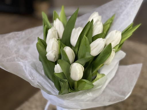 Florist «The Enchanted Florist», reviews and photos, 109 Public Sq, Lagrange, OH 44050, USA