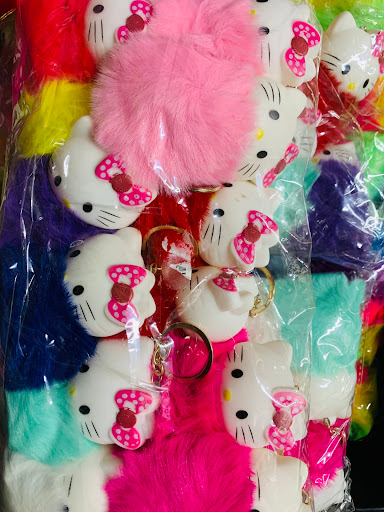 Beauty Supply Store «US Hair & Beauty Supply & Wig», reviews and photos, 3670 E Main St, Columbus, OH 43213, USA