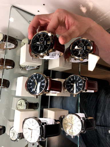 Fossil Outlet Store