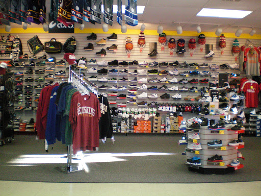 Sportswear Store «Sport Shack», reviews and photos, 3185 George Washington Memorial Hwy, Hayes, VA 23072, USA