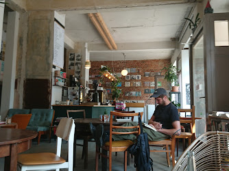 VARY Record Store & Café