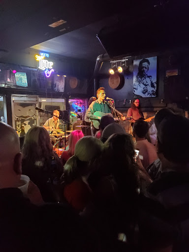 Cocktail Bar «Veets Bar», reviews and photos, 66 S Royal St, Mobile, AL 36602, USA