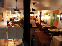 Atmosphère du Restaurant italien AMORE da Francesca - restaurant pizzeria à Paris - n°13