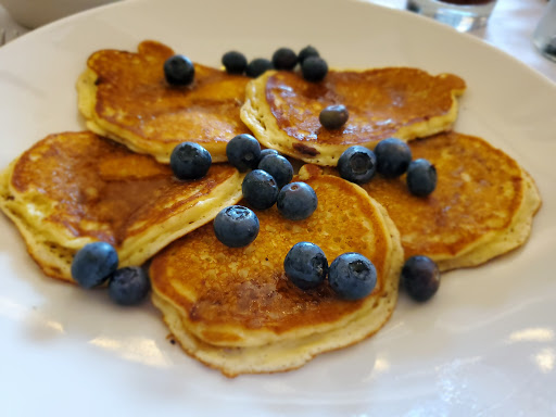 Shopping Mall «Kenwood Towne Centre», reviews and photos, 7875 Montgomery Rd, Cincinnati, OH 45236, USA