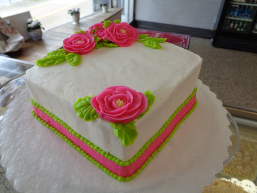 Wedding Bakery «Westhampton Pastry Shop Inc», reviews and photos, 5728 Patterson Ave, Richmond, VA 23226, USA