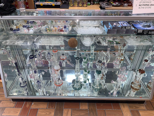 Tobacco Shop «Hookah Plus», reviews and photos, 406 Bloomfield Ave, Bloomfield, NJ 07003, USA