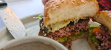 Hamburger du Restaurant français Le Chardenoux Cyril Lignac à Paris - n°3