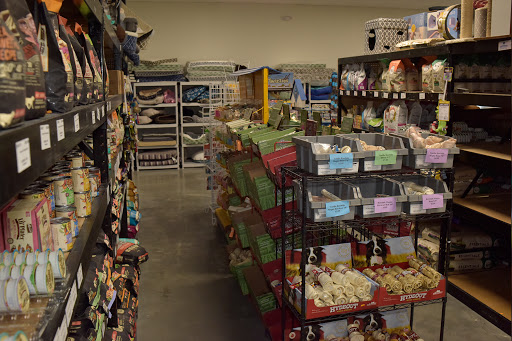 Pet Store «Pet World - Auburndale», reviews and photos, 3637 Havendale Blvd, Auburndale, FL 33823, USA